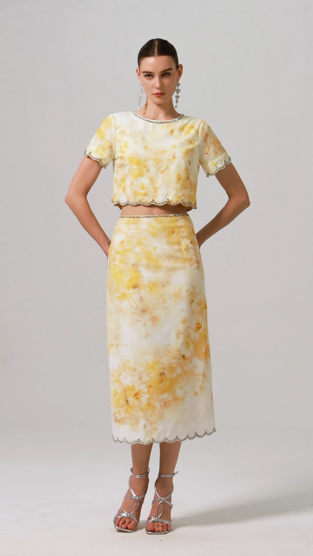 Ymire Diamond Floral Printed Short Sleeve Top And Skirt Two-Piece Set