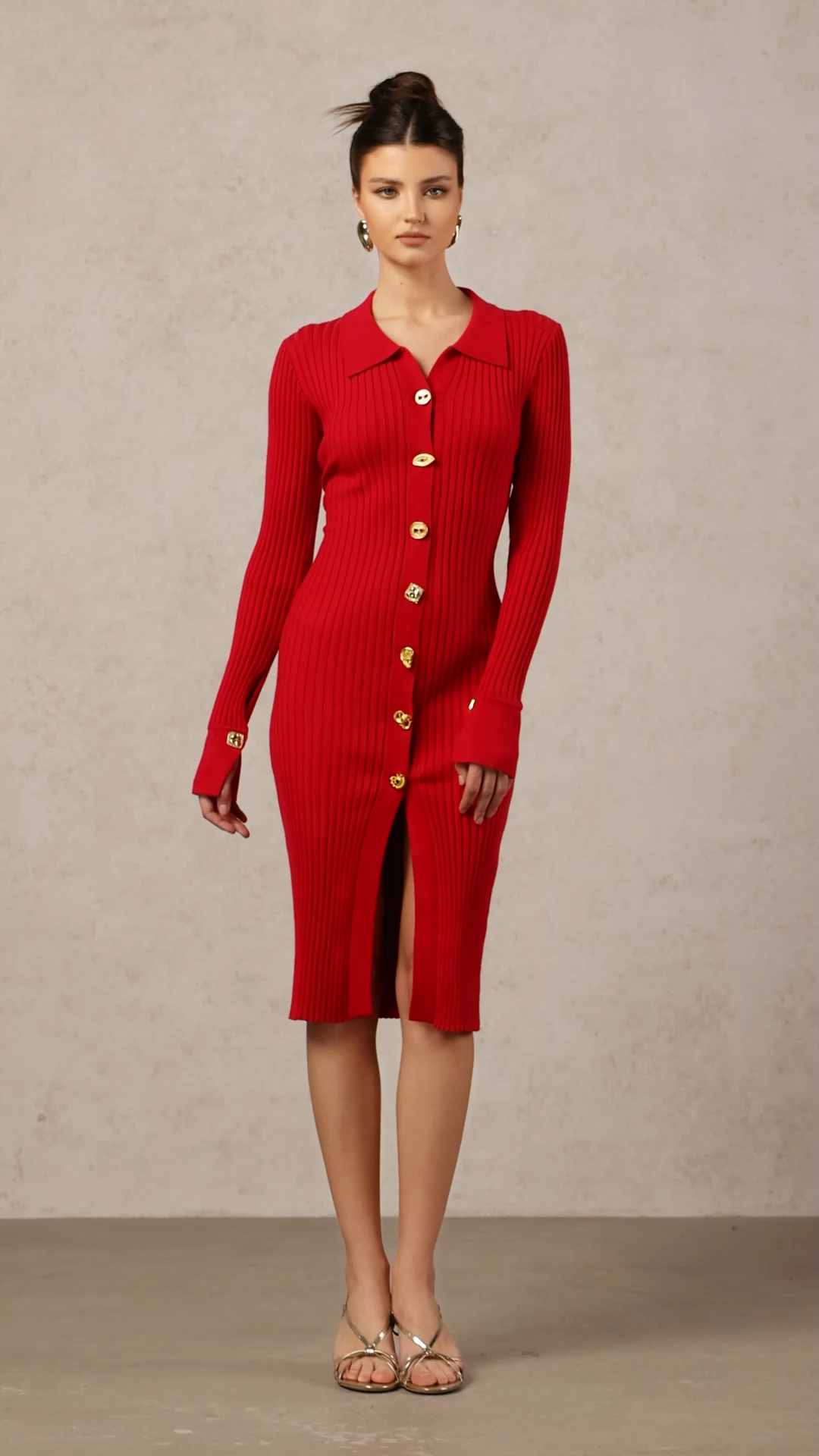 Lasa Elegant Contour Long Sleeve Metal Button Knit Maxi Dress