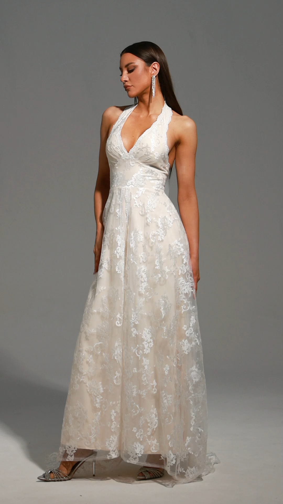 Doluo Halter Sleeveless V-Neck Lace Maxi Dress