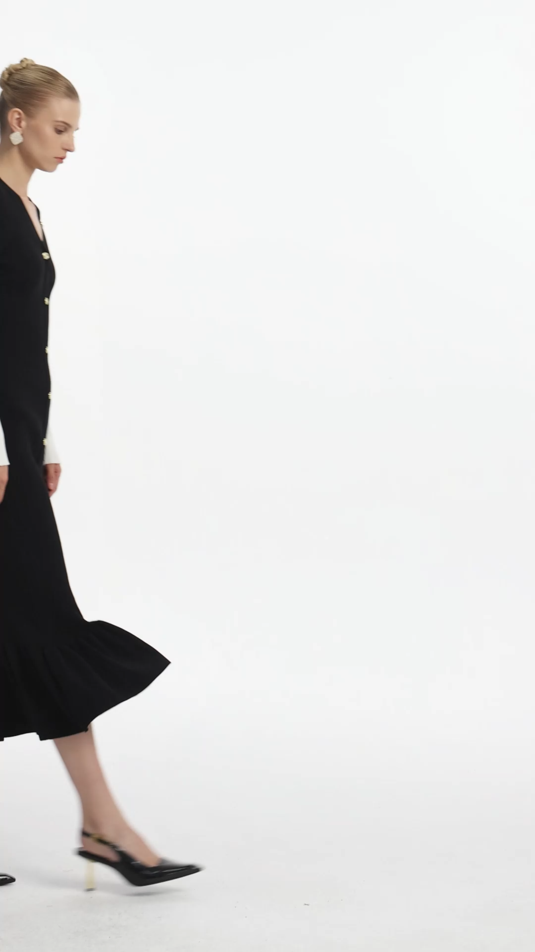 Olapa Elegant Contour V-Neck Long Sleeve Knit Maxi Dress