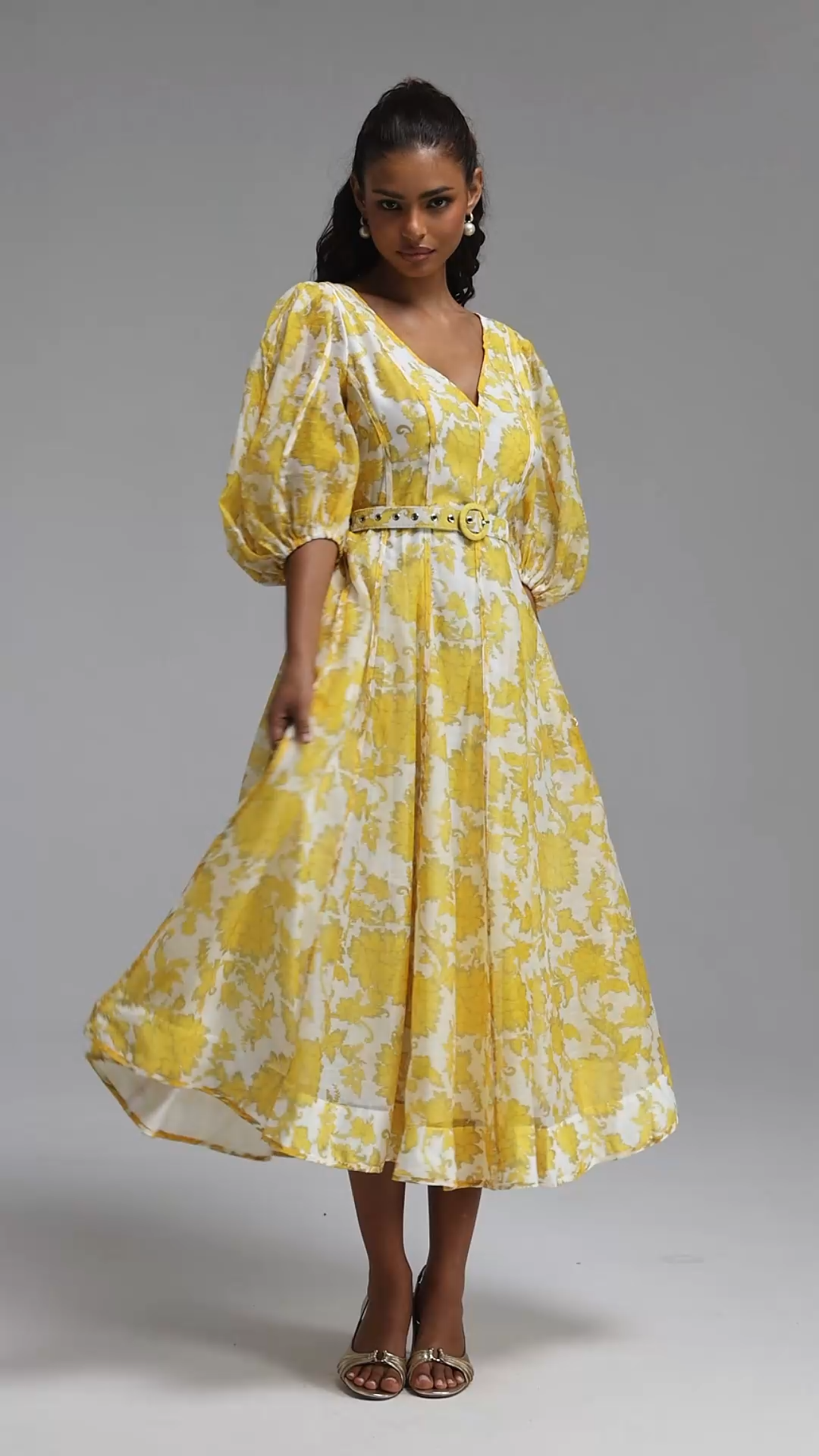Kendall Resort Flowy V Neck Puff Sleeve Floral Print Woven Maxi Dress
