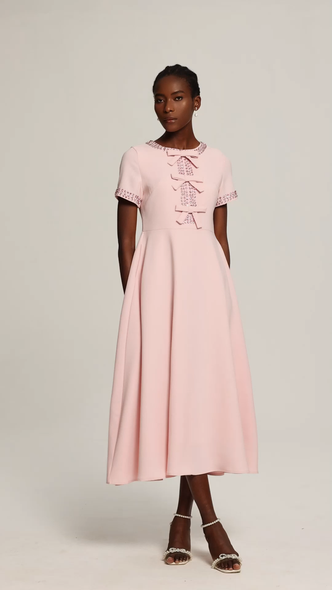 Xerca Short Sleeve Diamond Bow Maxi Dress