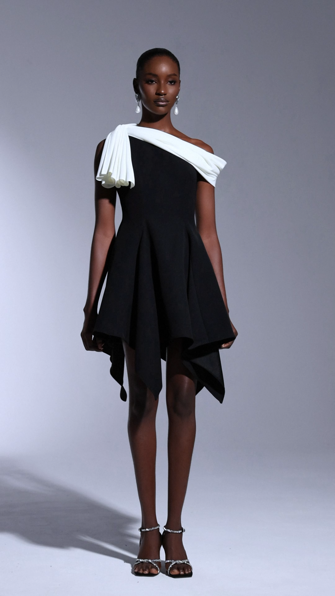 Jinx One Shoulder Asymmetry Mini Dress