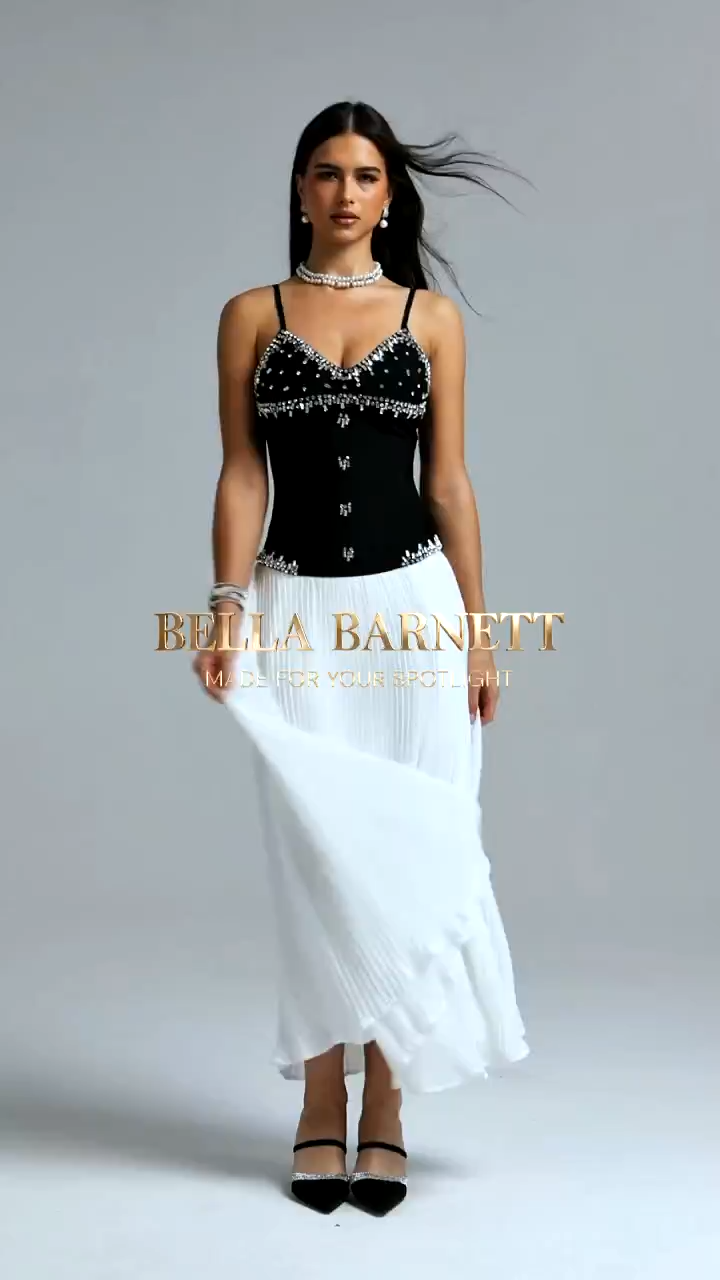 Yaen Classic V Neck Spaghetti Strap Rhinestone Pleated Bandage Maxi Dress