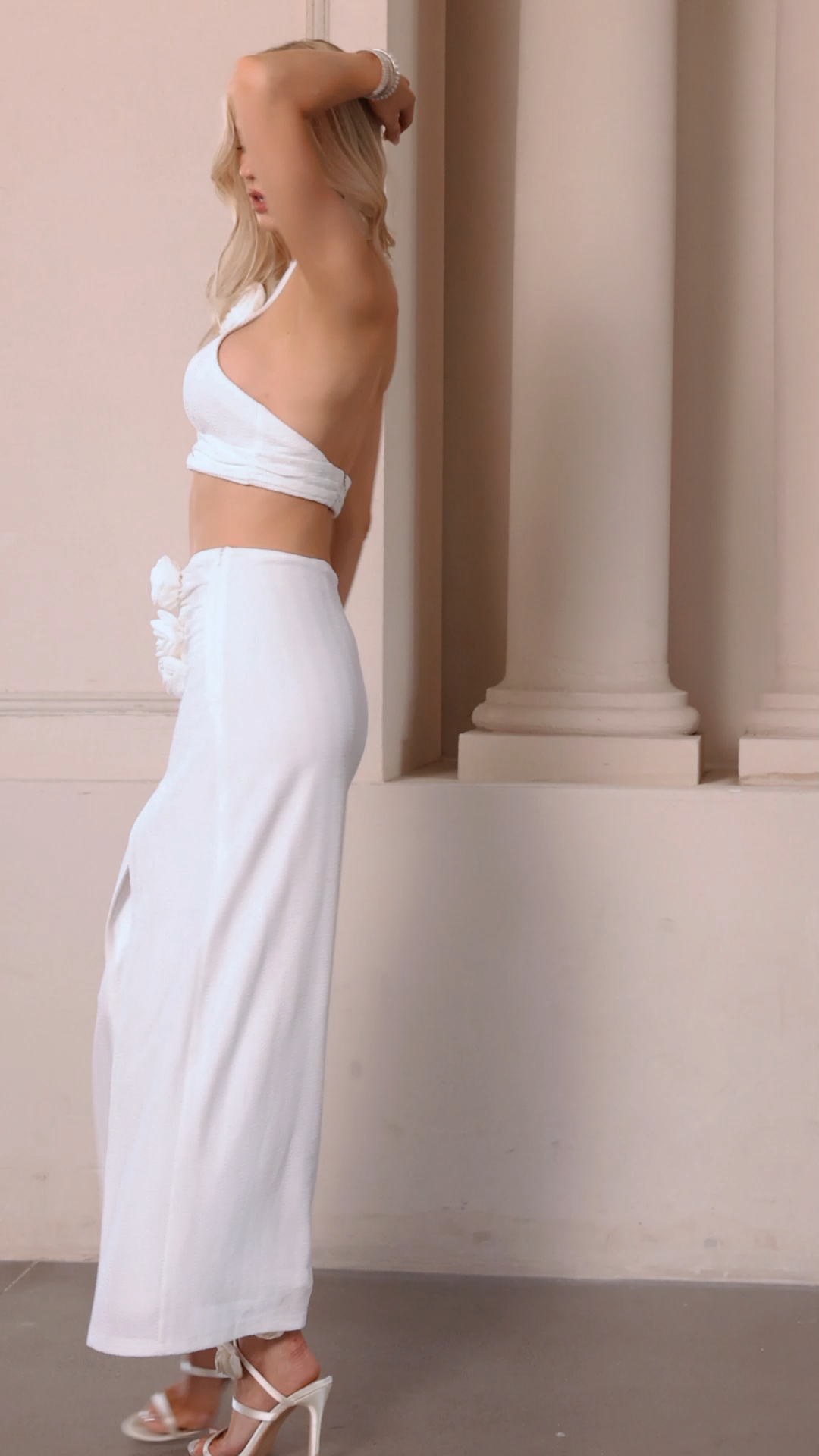 Juliet Halterneck Flowers Midi Set - White