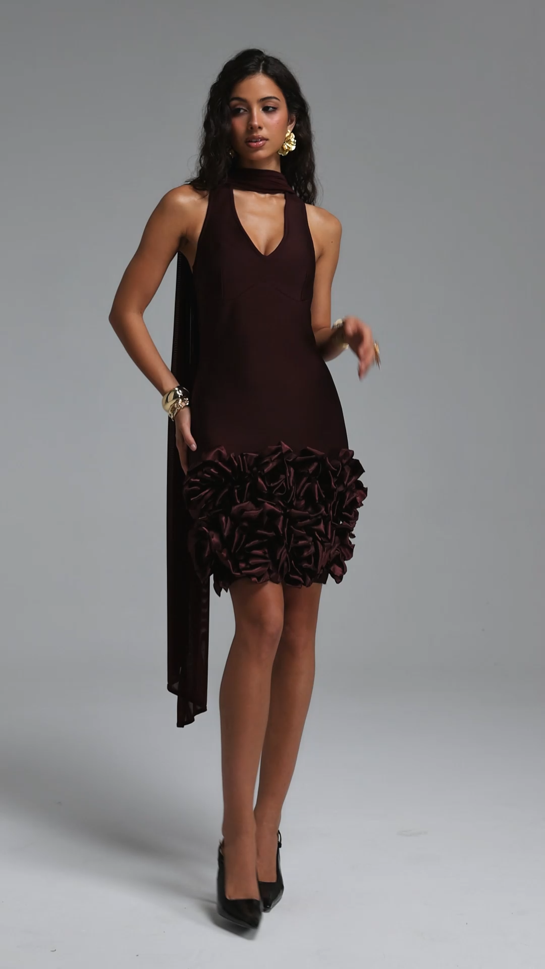 Rayen Elegant Slim Spaghetti Strap V-Neck Floral Ribbon Bandage Dress