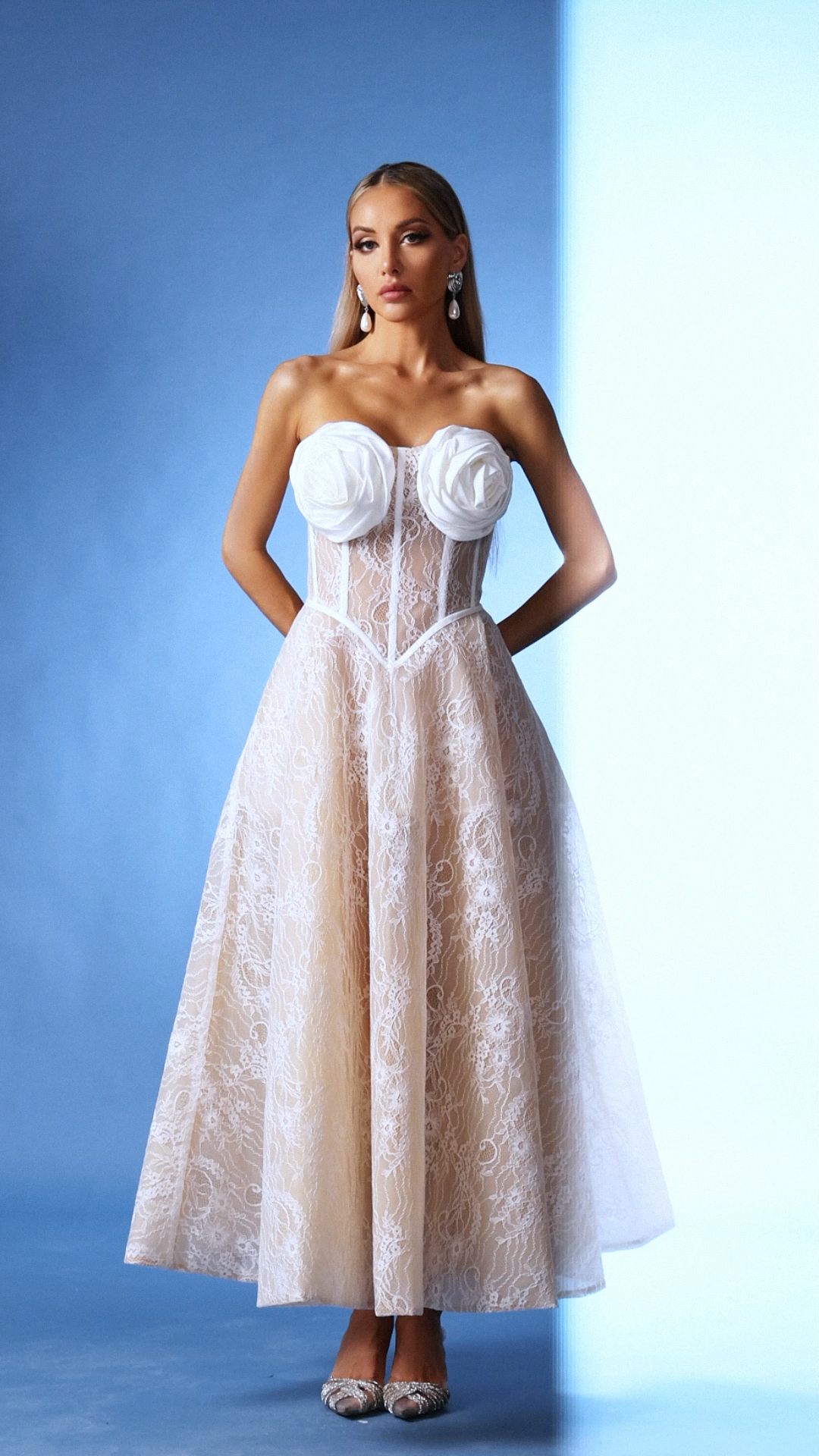 Kolia Flowers Lace Strapless Maxi Dress