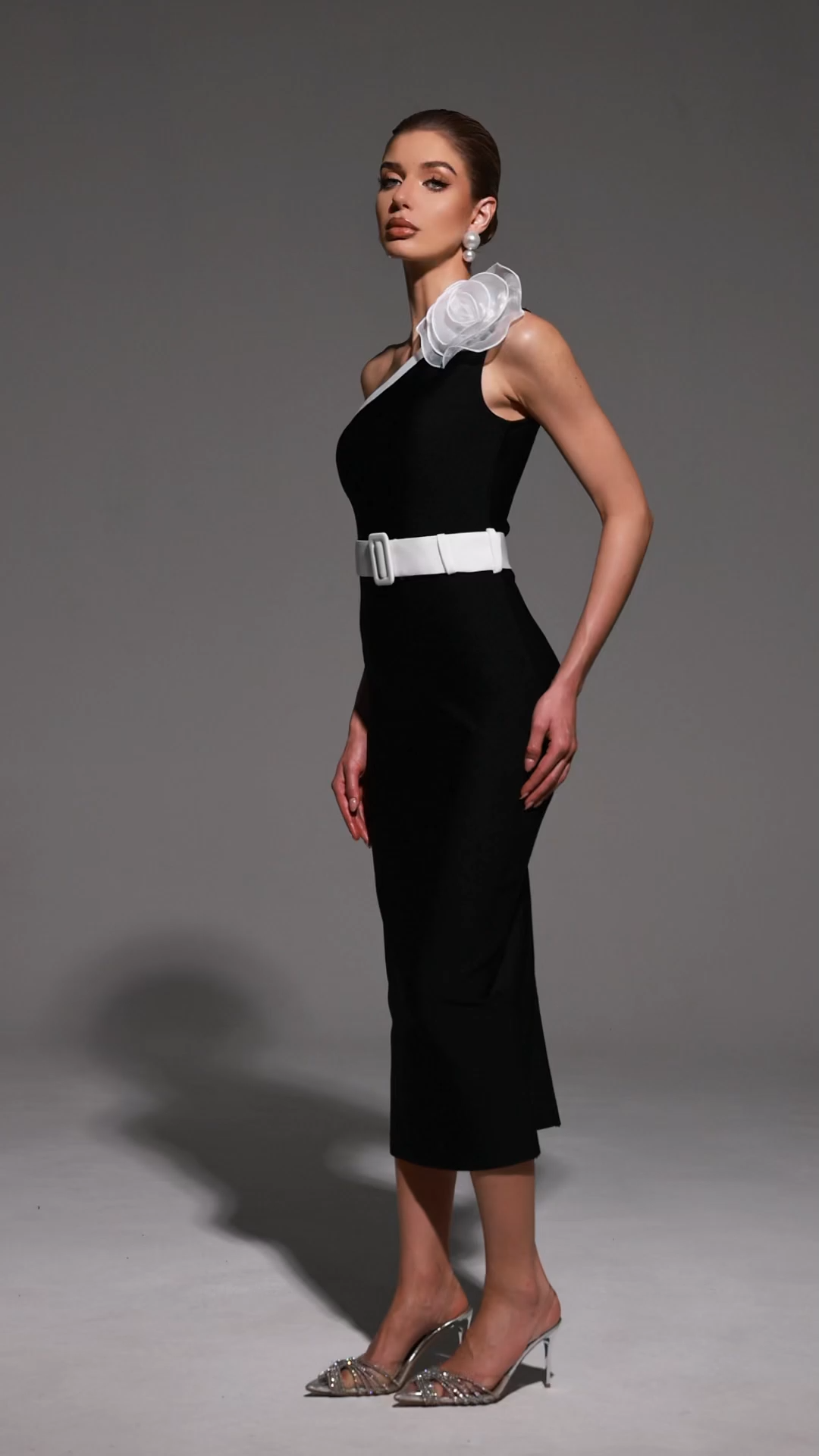 Vira One Shoulder Sleeveless Flowers Maxi Dress