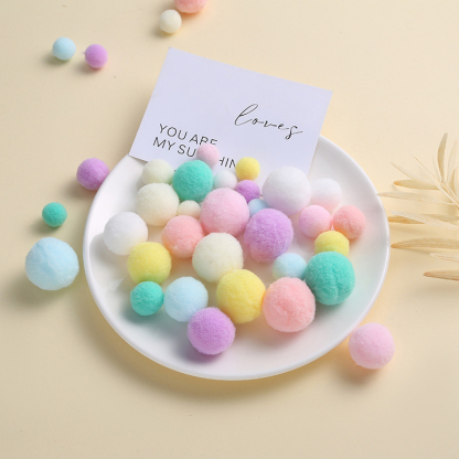 Craft Pompom Multi-Size Colored Felt Ball DIY Art Creative Pompom Party Decorations，200pcs
