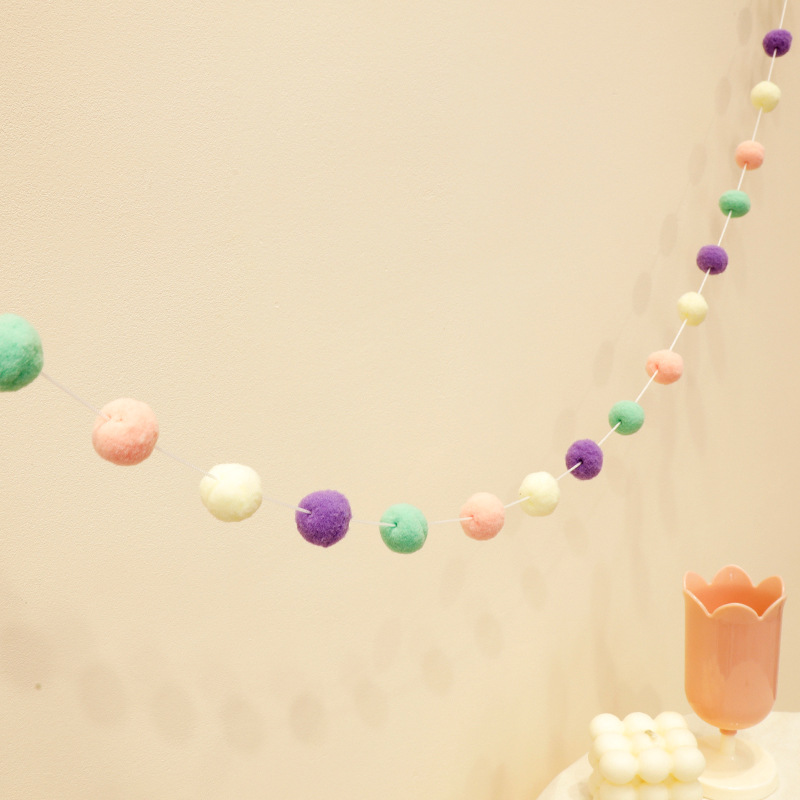 Felt Ball Banner Pompom Decoration Birthday Party Decoration Photograp