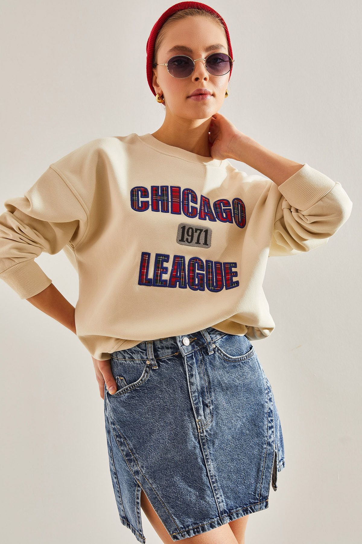 Women's Chicago Printed Three Thread Raised Sweatshirt