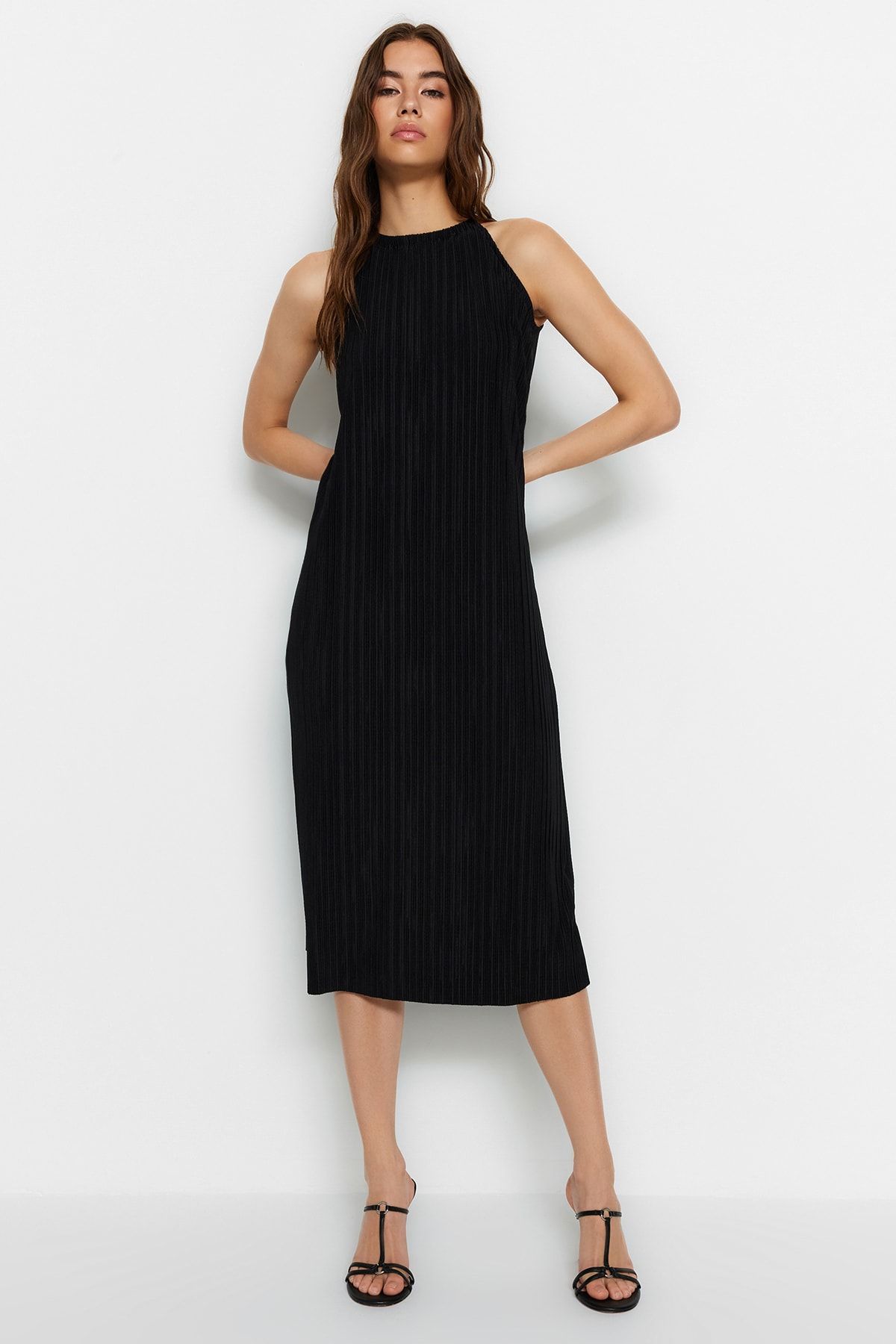 Shift Straight Zero Sleeve Midi Pleated  Dress