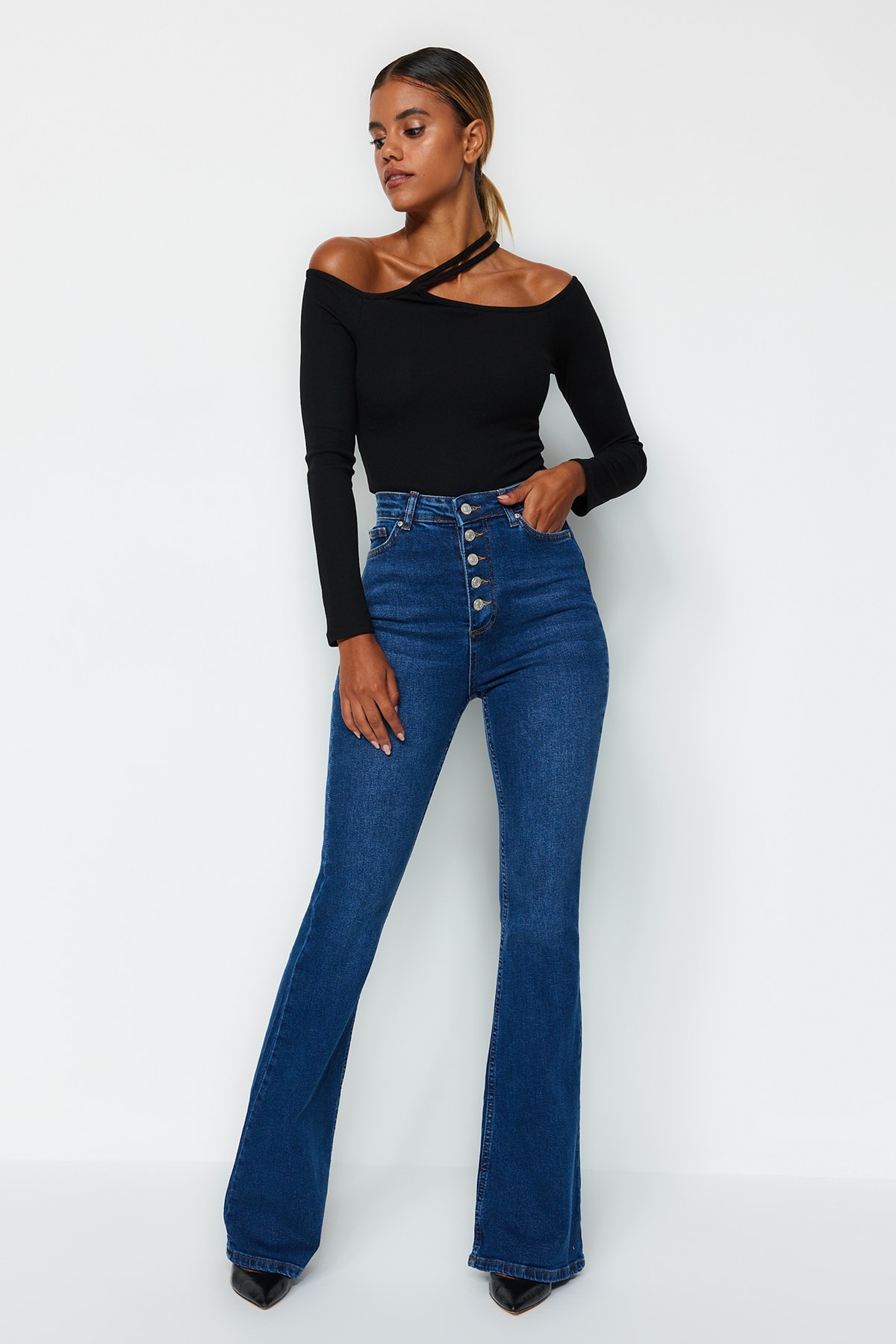 Front Buttoned High Waist Flare Jeans