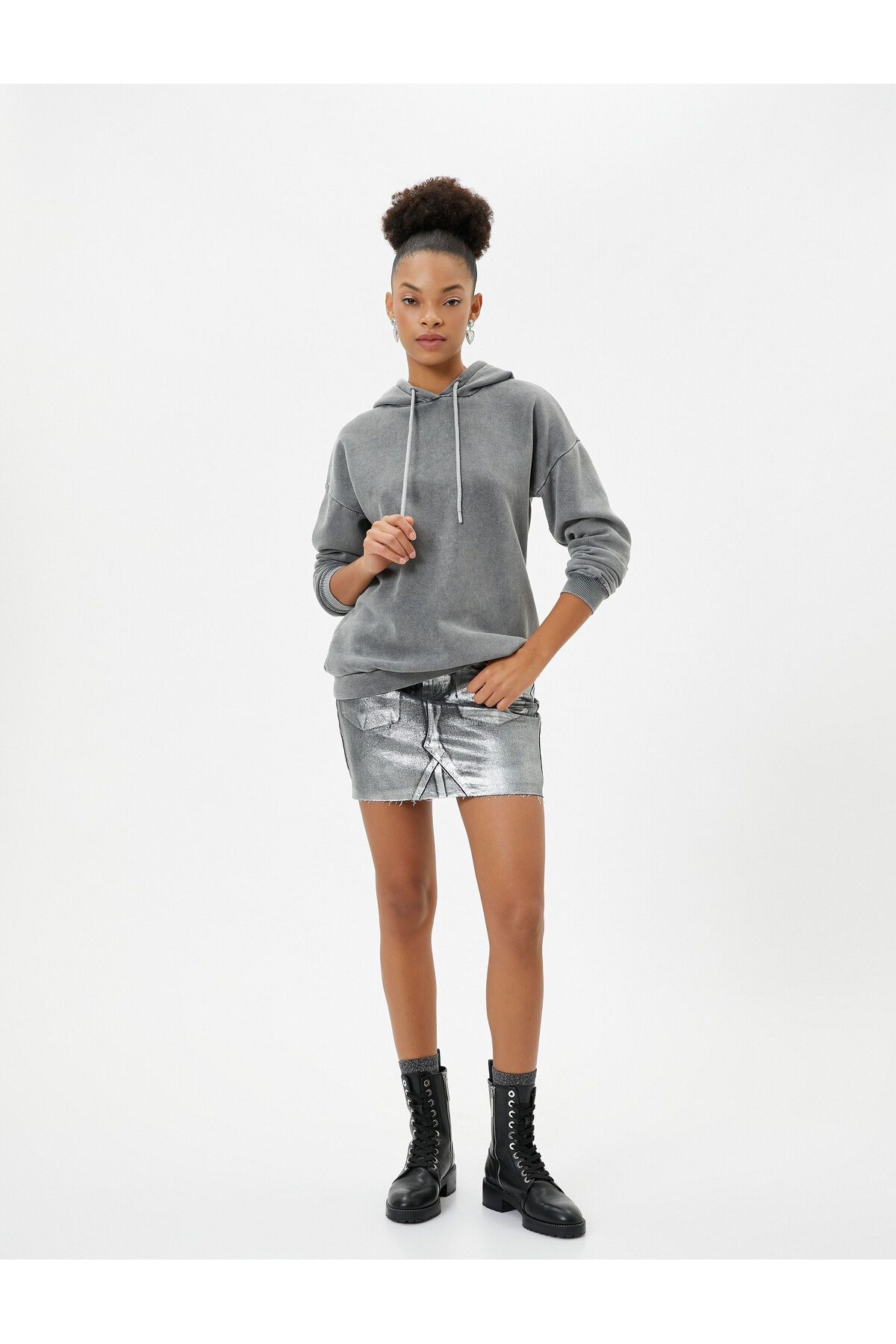 Oversize Hooded Sweatshirt Pale Effect Long Sleeve Ribbon