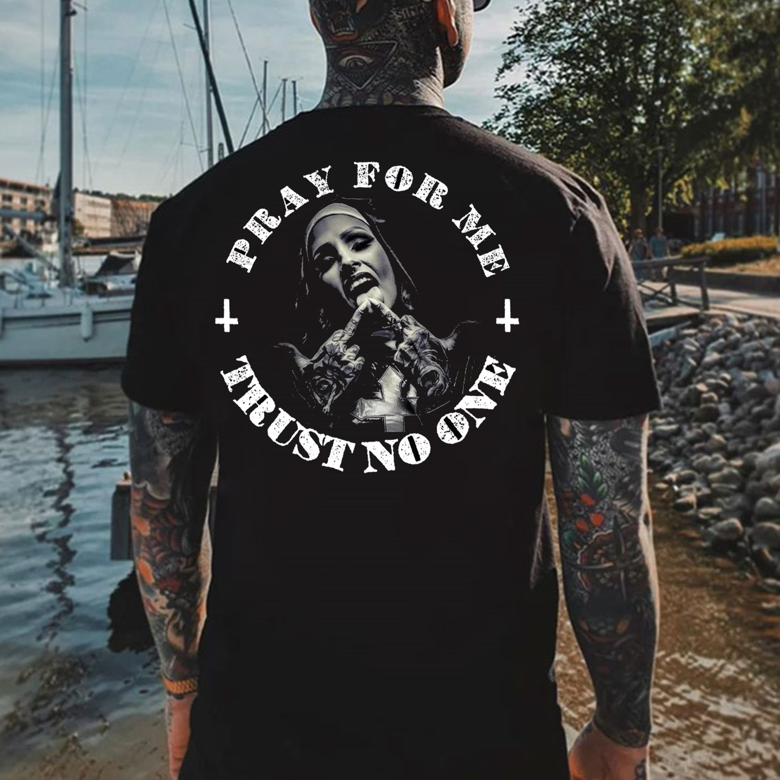 PRAY FOR ME TRUST NO ONE Defiant Nun Print Men's T-Shirt
