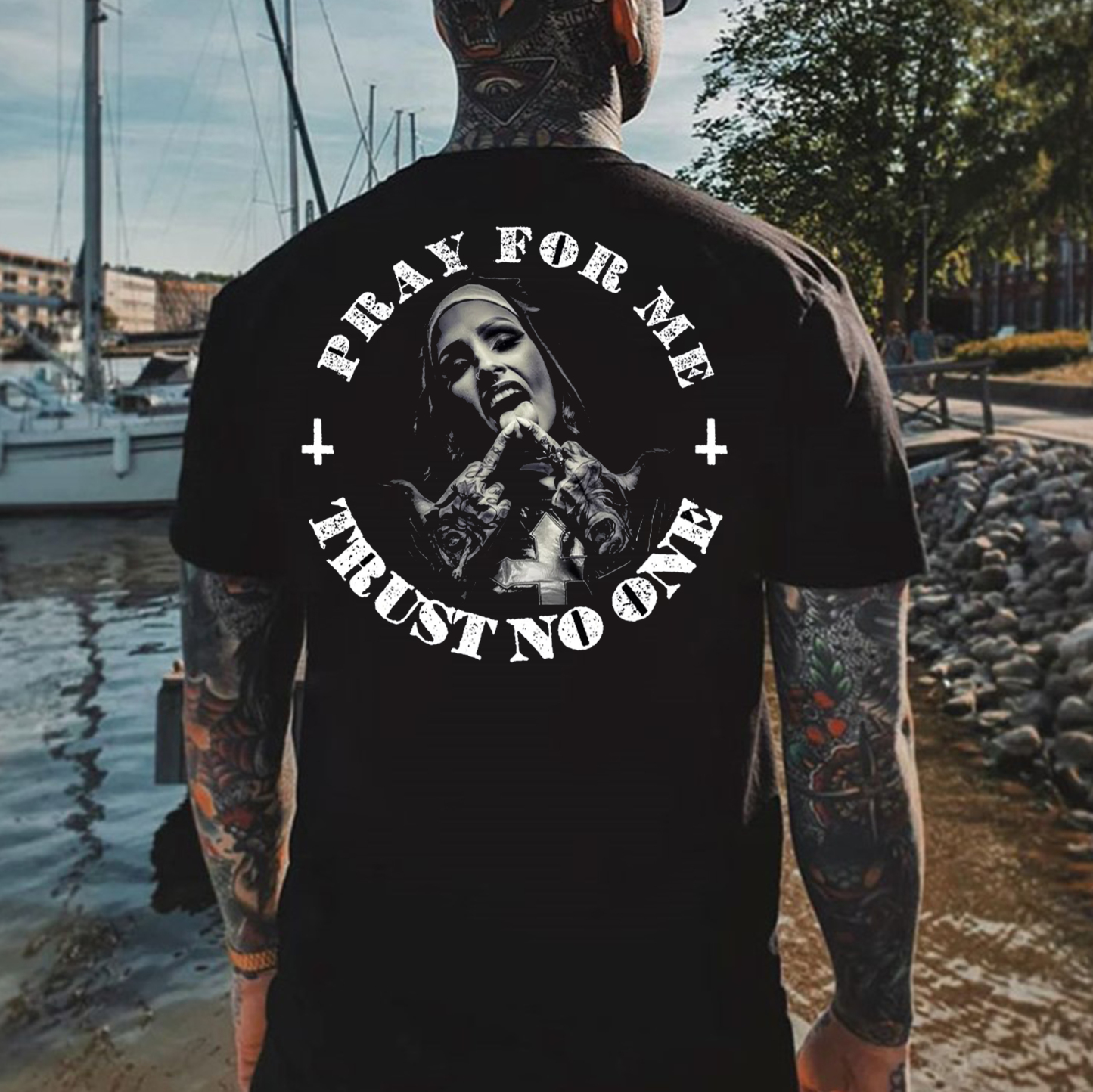 PRAY FOR ME TRUST NO ONE Defiant Nun Print Men's T-Shirt