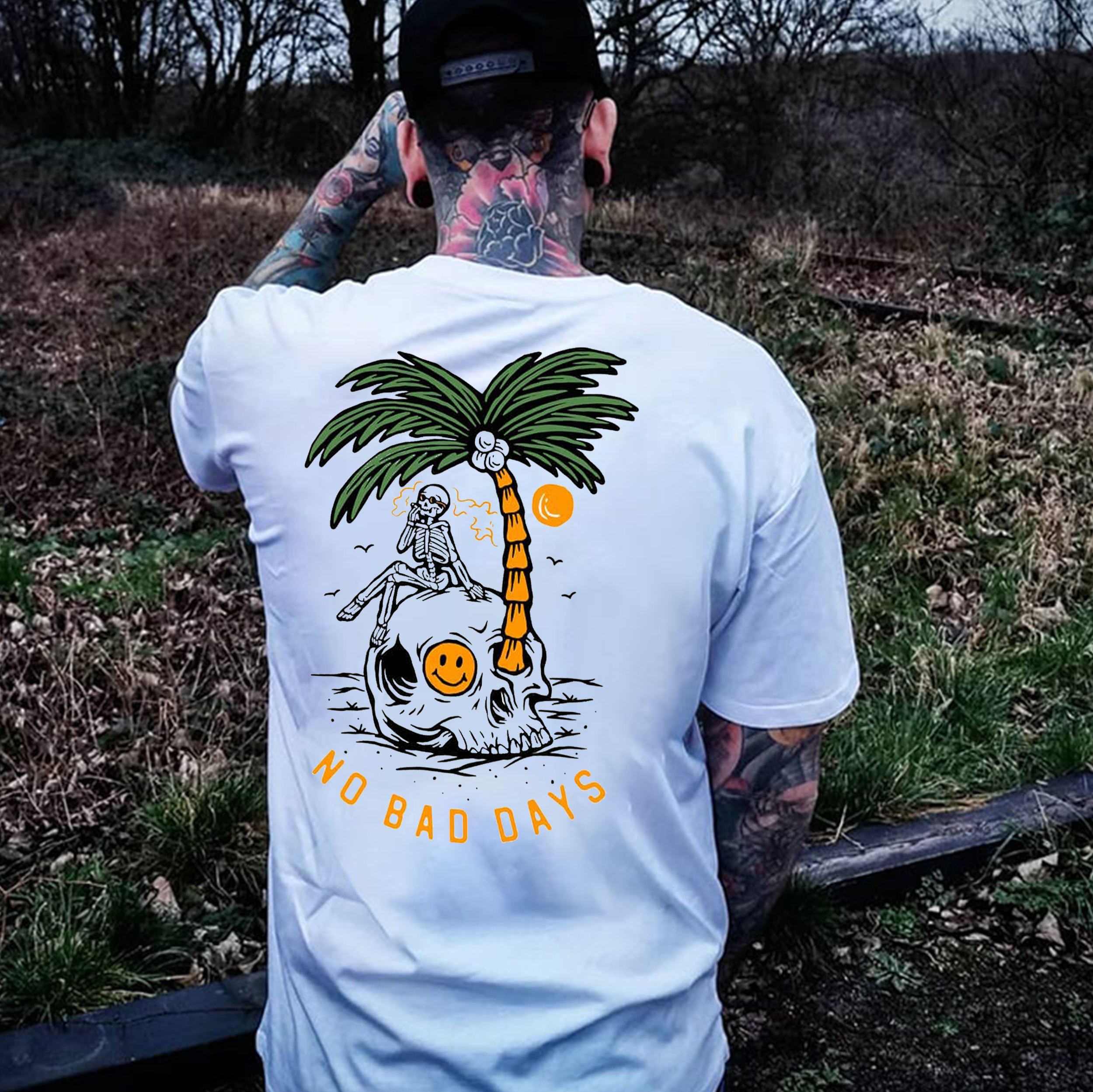 NO BAD DAYS Skeleton Emoji White Print T-shirt