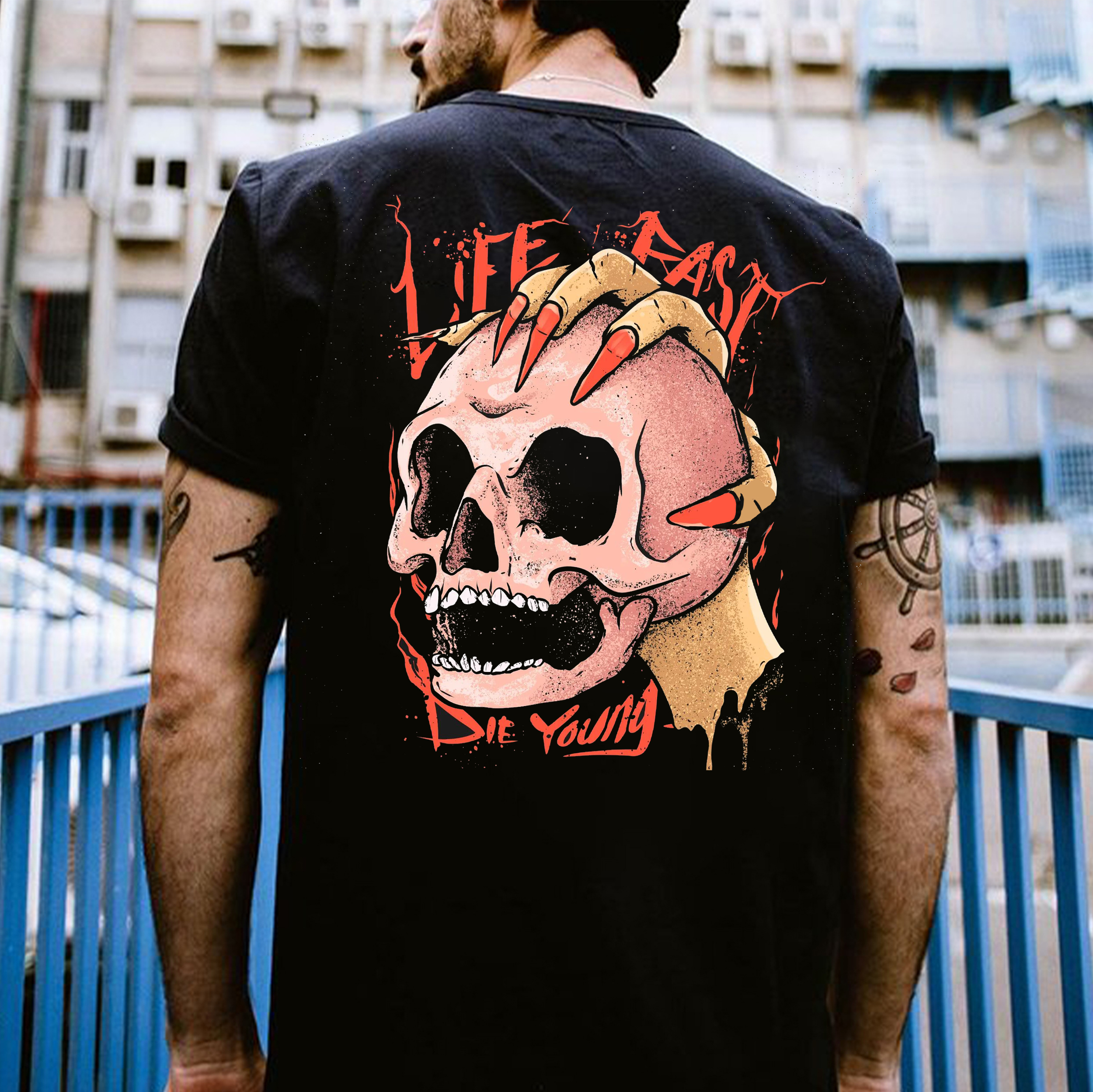 LIFE FAST DIE YOUNG Devil Hand With Skull Print Men's T-shirt