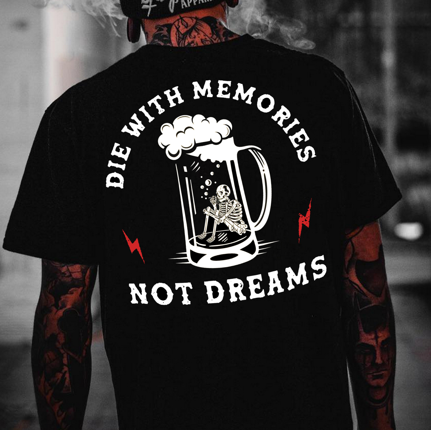 DIE WITH MEMORIES Skeleton Beer Print Men's T-shirt
