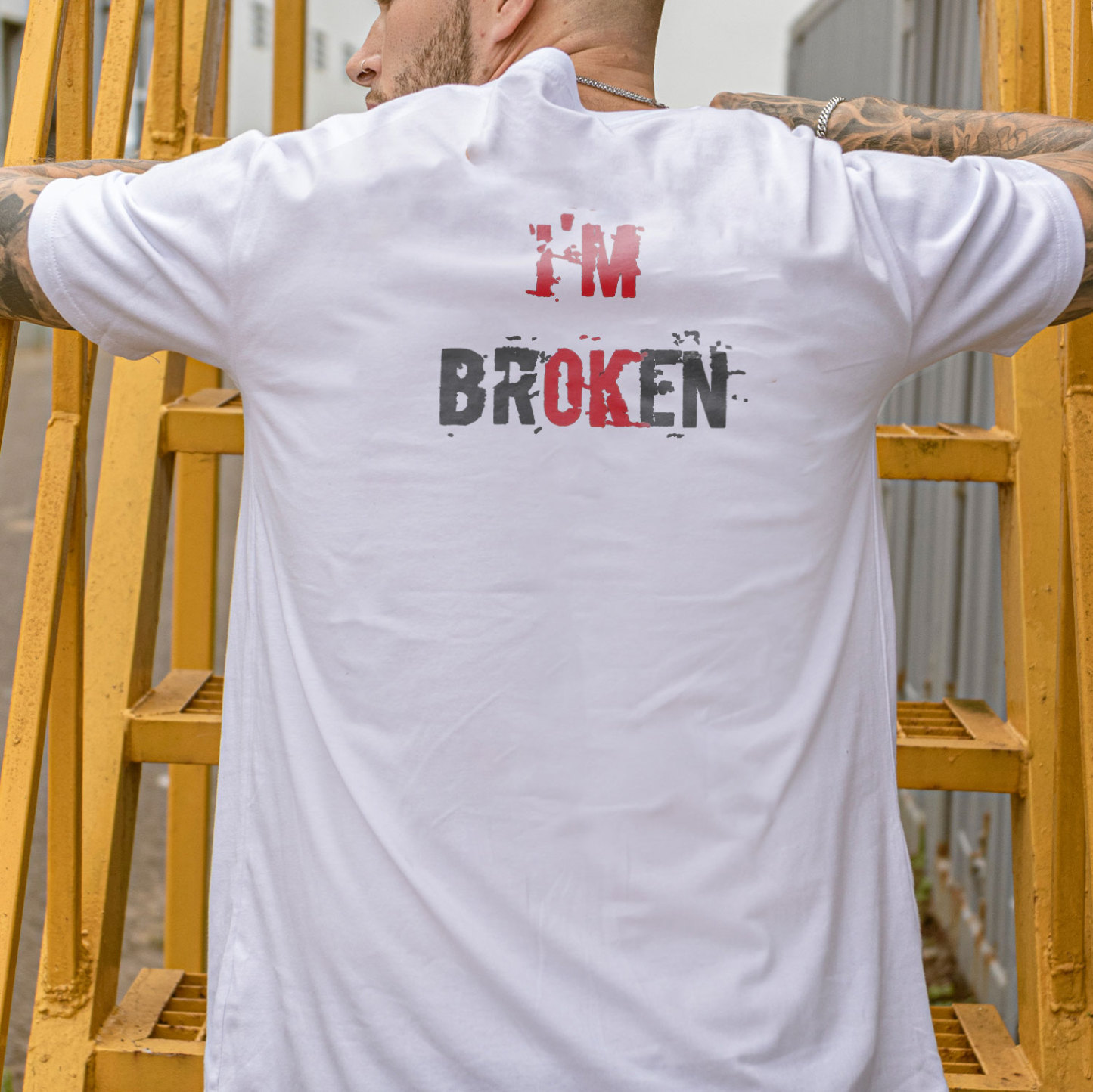 I’M BROKEN Letters Graphic Casual Simple White and Black Print T-shirt Image - 7