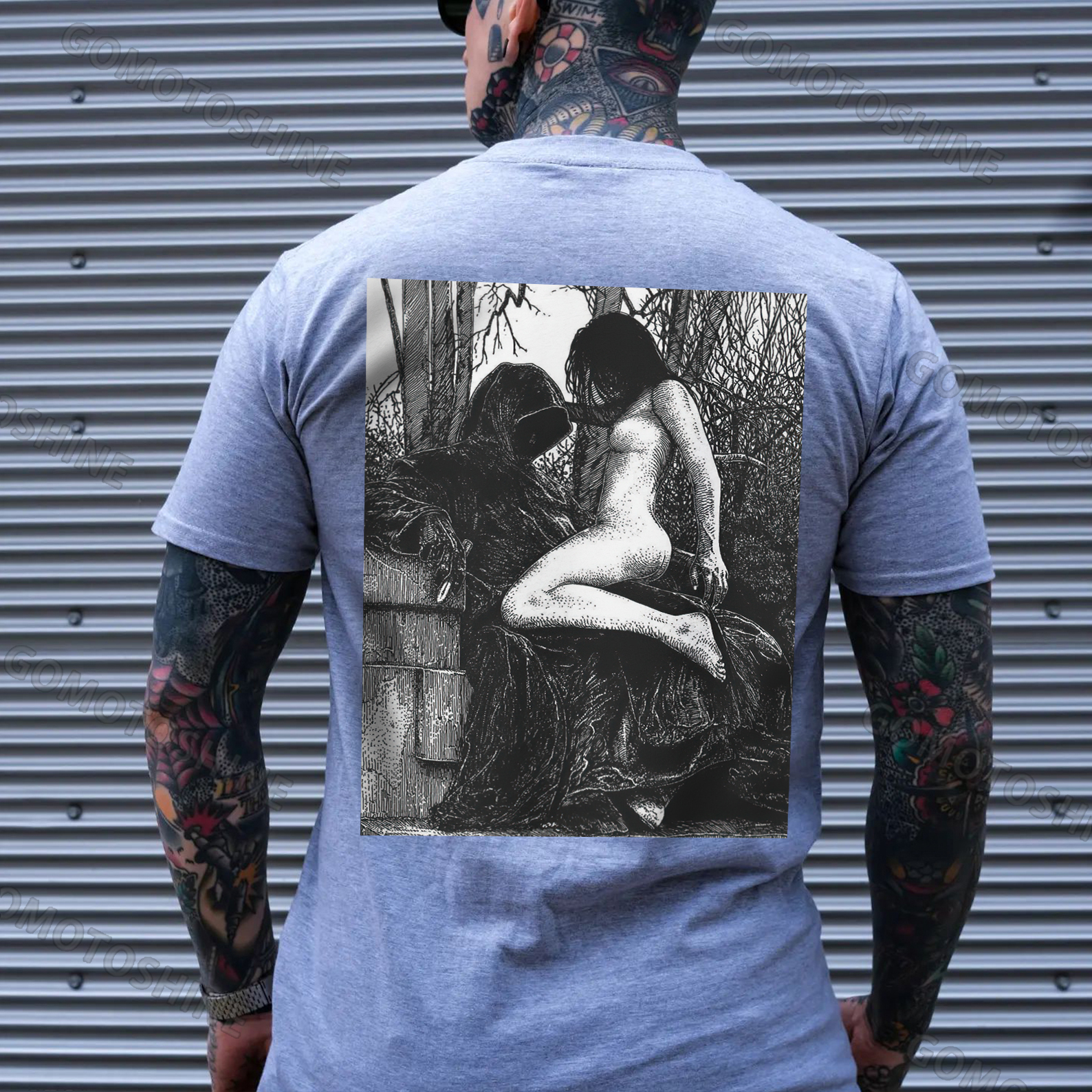 Sexy Girl Fell In Love With The Devil Print Men's T-shirt Image - 3