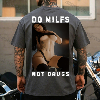 DO MILFS NOT DRUGS Sexy Woman Print Men's T-shirt Image - 11