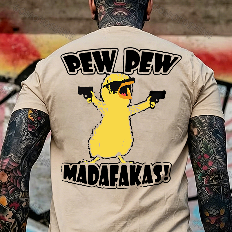 Yellow Duck Carries Pistol Letter Graphic Black Print T-shirt Image - 16