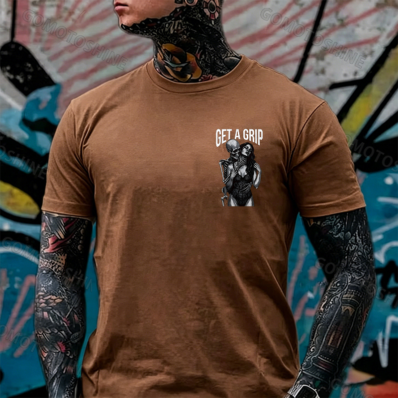 GET A GRIP Sexy Woman & Skull Print Men's T-shirt Image - 8