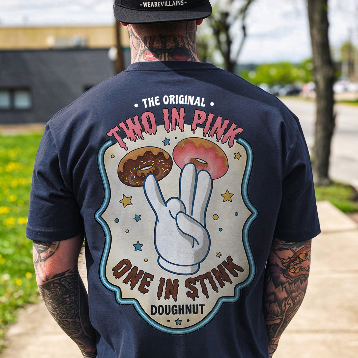 THE ORIGINAL TWO IN PINK ONE IN STINK DOUGHNUT Shocker Print Men's T-shirt Image - 7