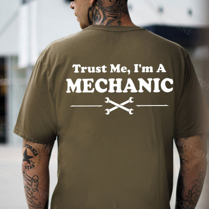 TRUST ME, I'M A MECHANIC Black Print T-Shirt