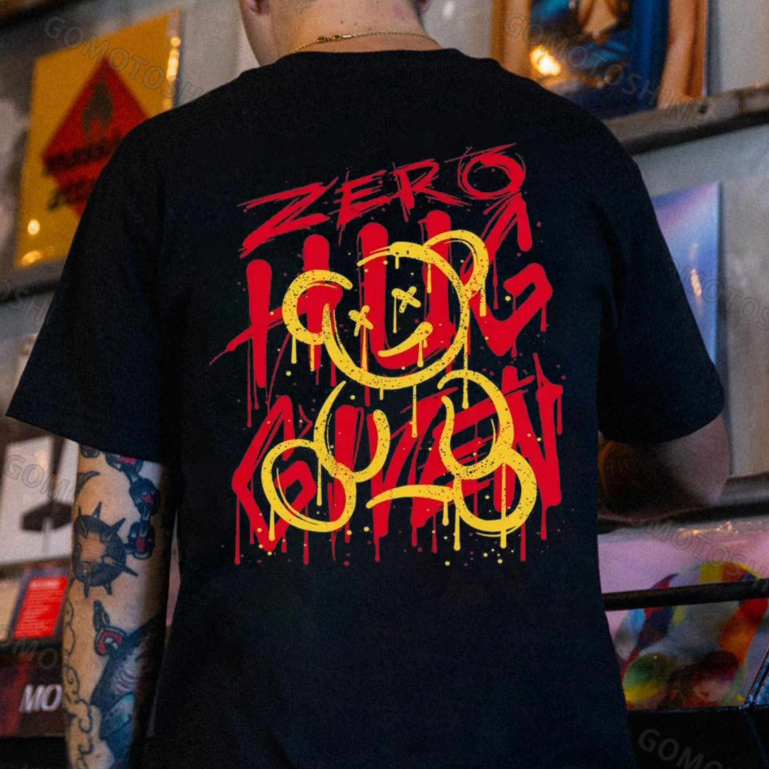 ZERO HUG GIVEN Bear Doll Print Men's T-Shirt