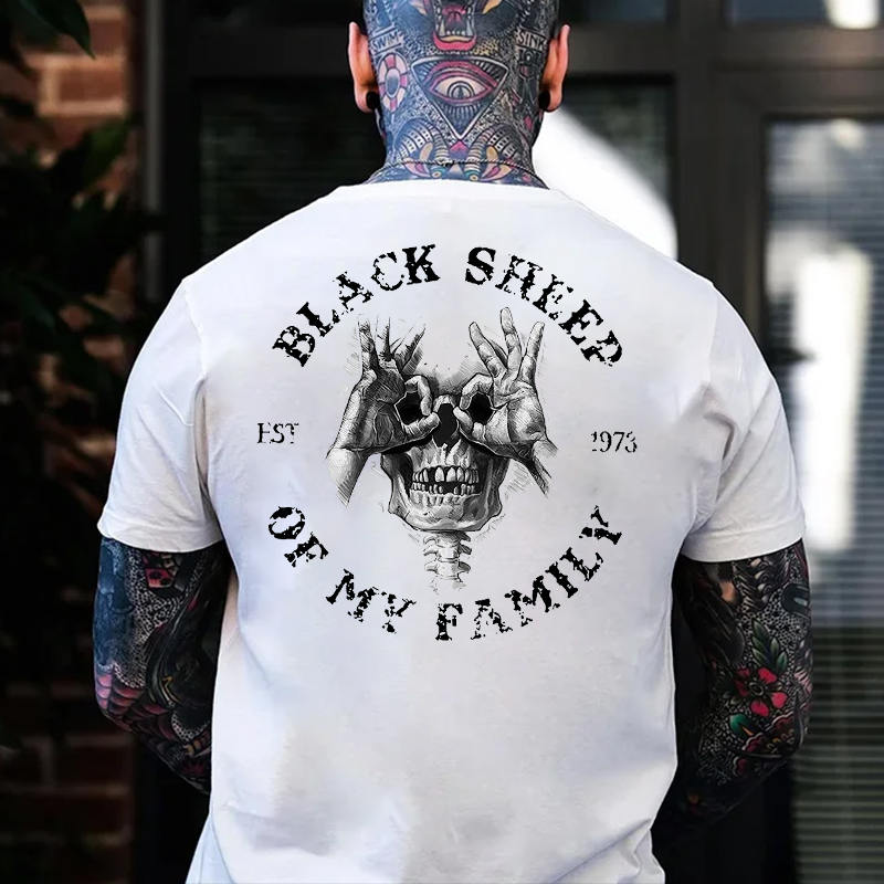 BLACK SHEEP OF MY FAMILY Skull Black Print T-Shirt