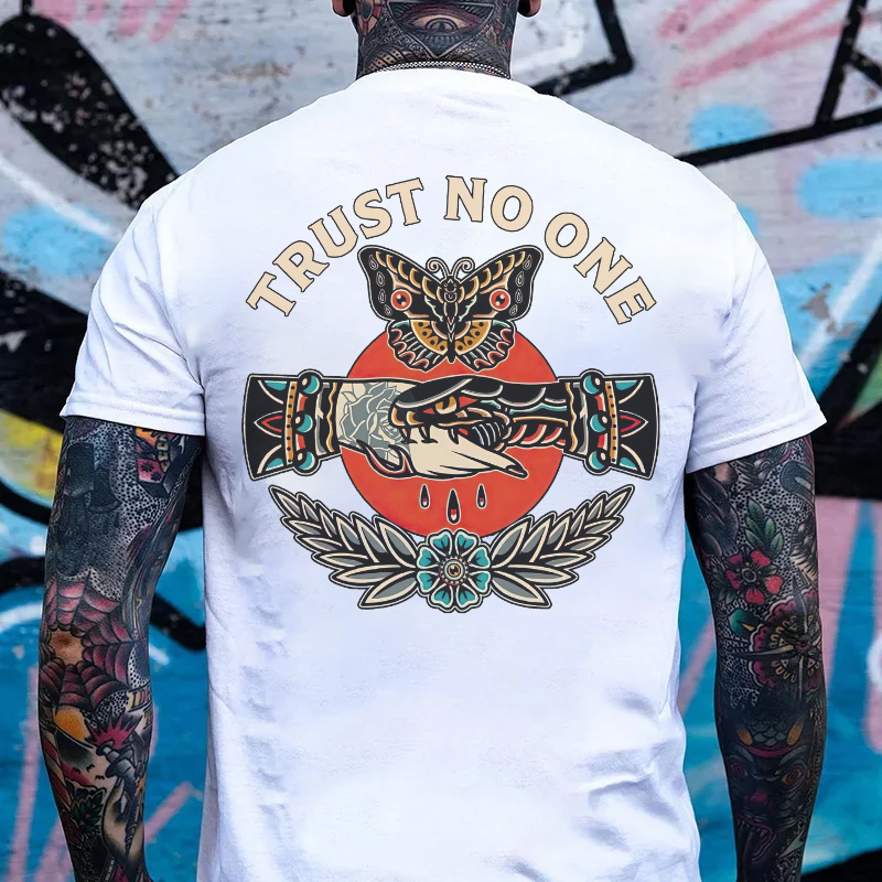 TRUST NO ONE Snake&Hand Print Men's T-Shirt