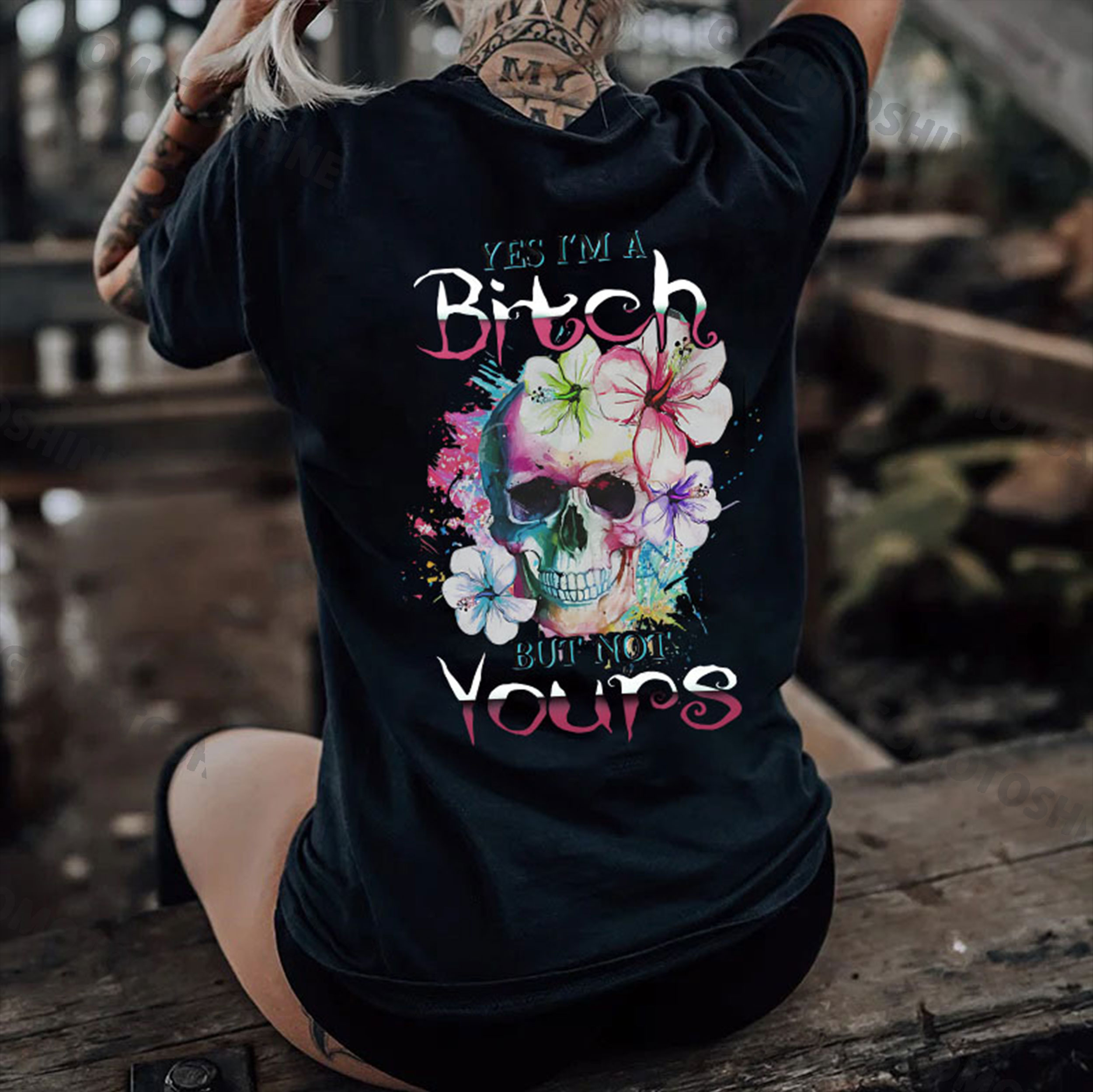 YE I'M A BITCH BUT NOT YOURS Flowers&Skull Print Women's T-shirt