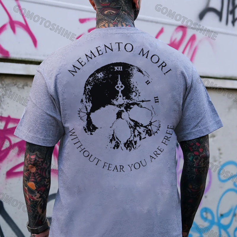 MEMENTO MORI WITHOUT FEAR YOU ARE FREE Skull Clock Print Men's T-shirt