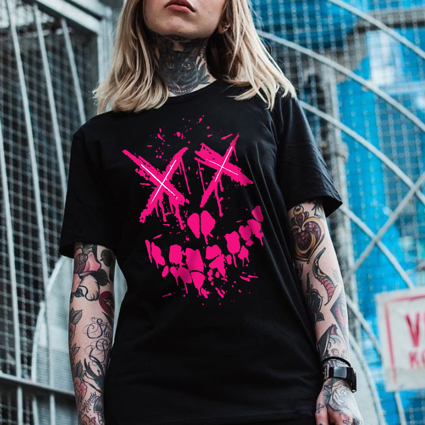 Fluorescent Pink Evil Emoji Print Women's T-shirt