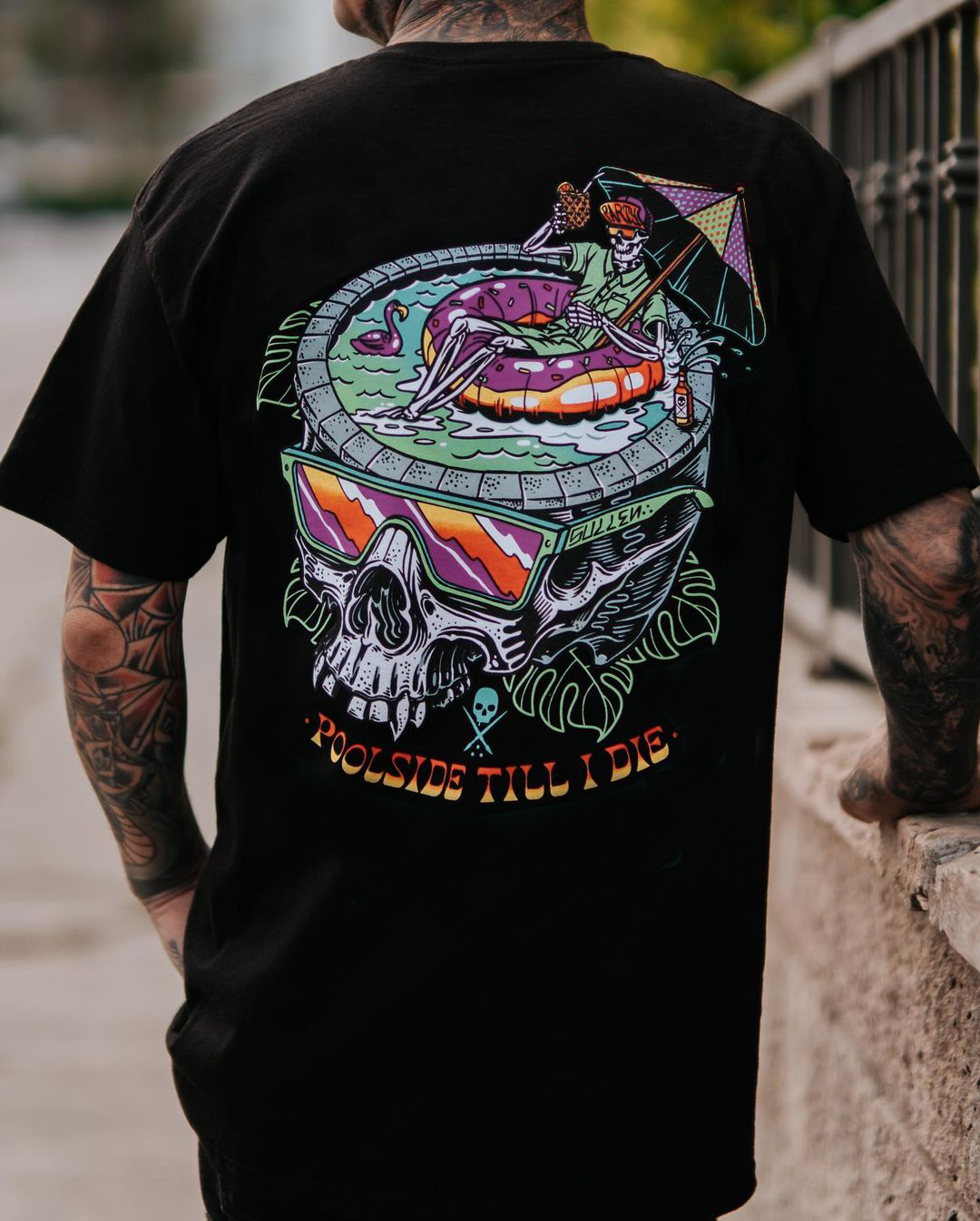 Skull Enjoying the Vacation Black Print T-shirt