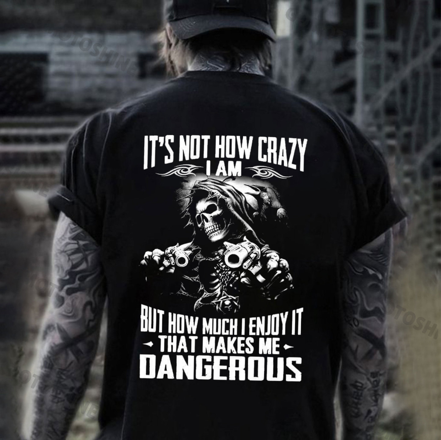IT'S NOT HOW CRAZY I AM Double Gun Skeleton Print Men's T-Shirt
