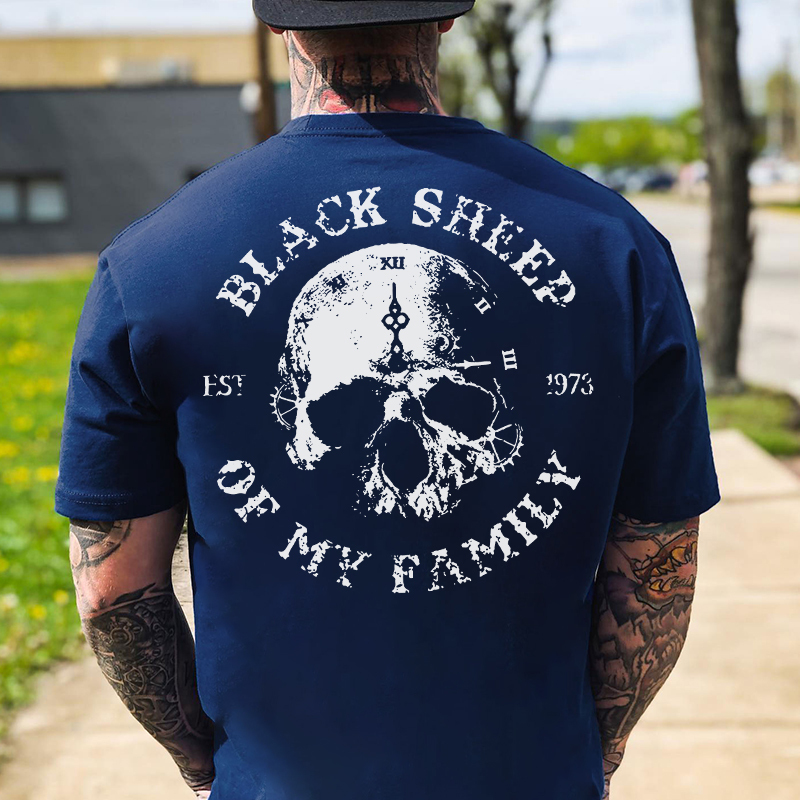 BLACK SHEEP OF MY FAMILY Skull Clock Print Men's T-Shirt