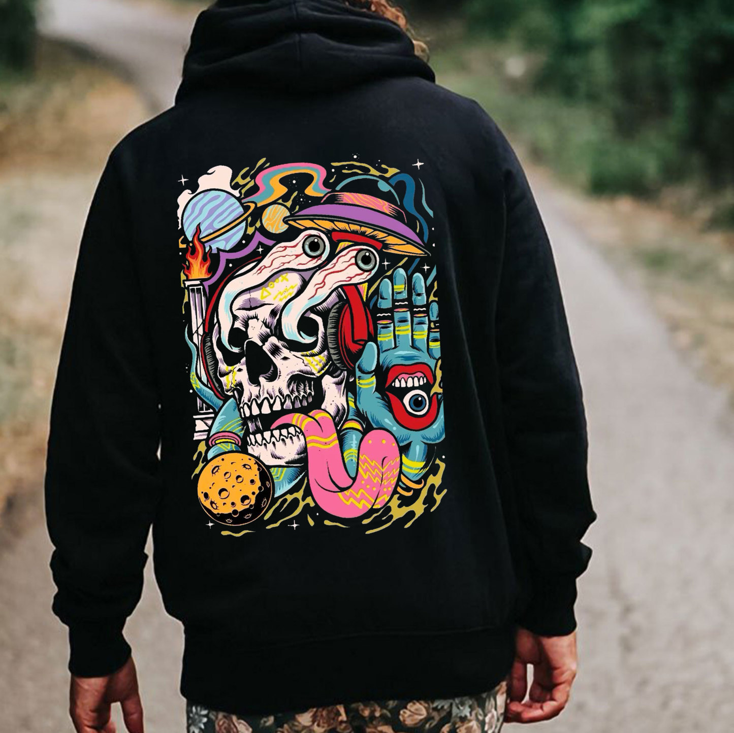 Skull in the Incredible Castle Black Print Hoodie