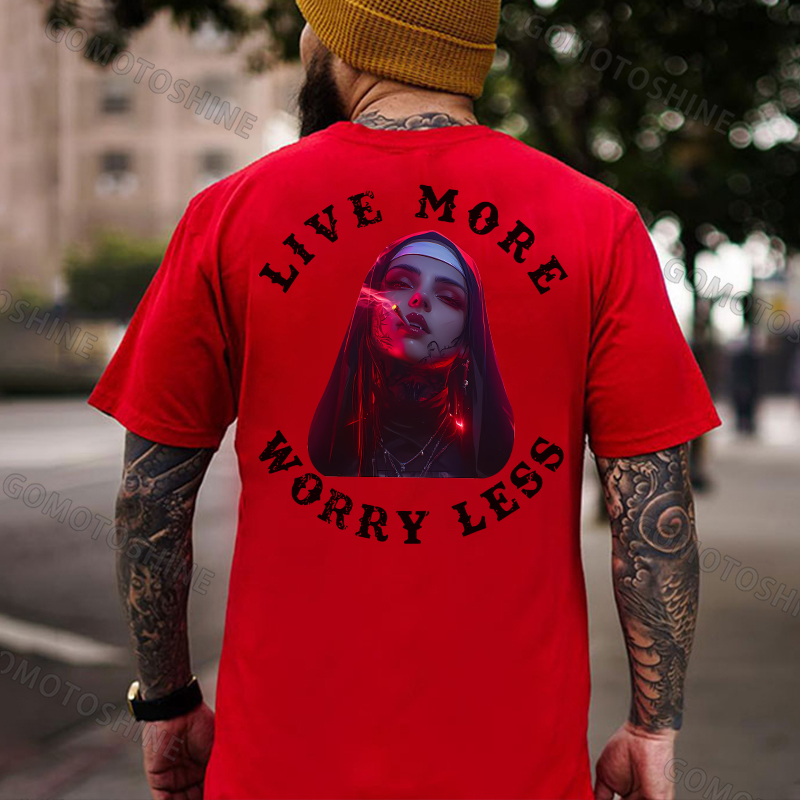 LIVE MORE WORRY LESS Smoking Nun Print Men's T-Shirt