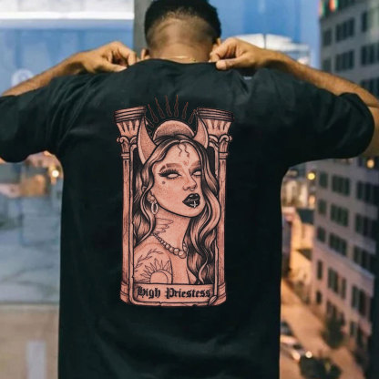 High Priestess Horrific Queen Vintage Black Print T-Shirt
