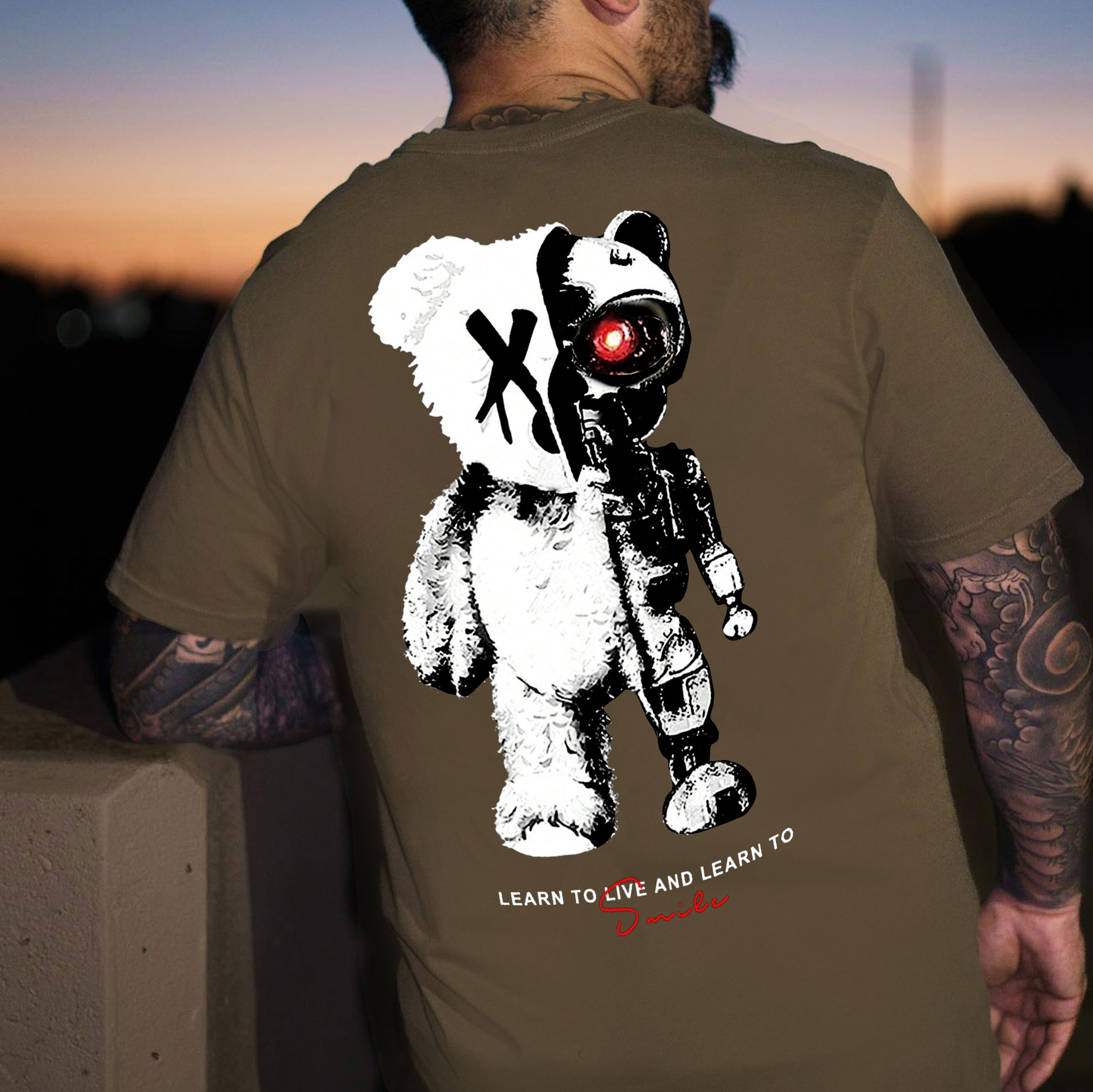 LEARN TO LIVE AND LEARN TO SMILE Deconstruction Bear Black Print T-shirt