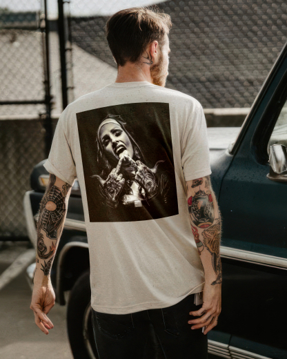 Nun and crucifix Men's printed T-shirt