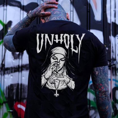 UNHOLY Nun Smoking Print Men's T-shirt