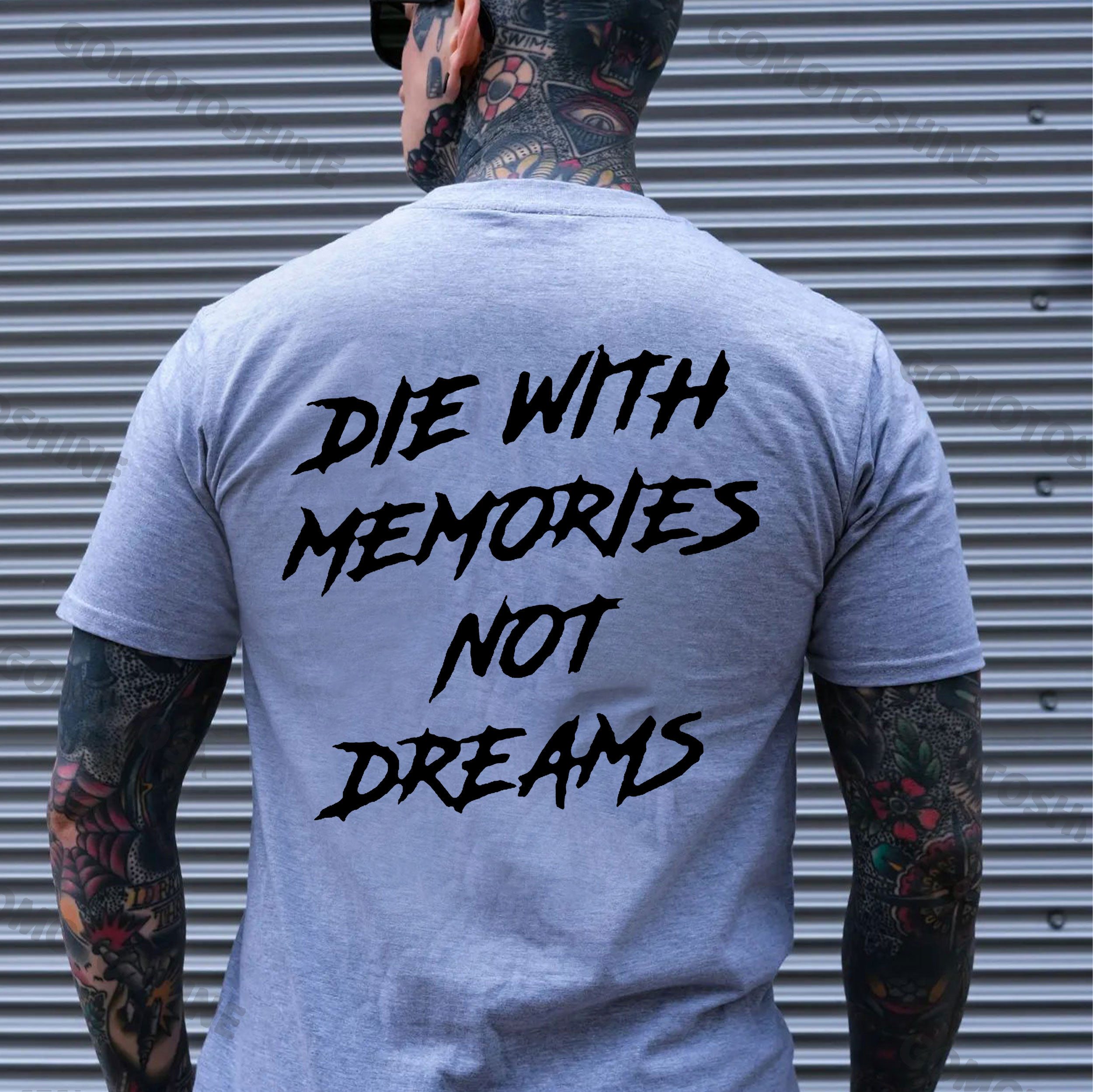 DIE WITH MEMORIES NOT DREAMS Letters Modern Style White and Black Print T-shirt