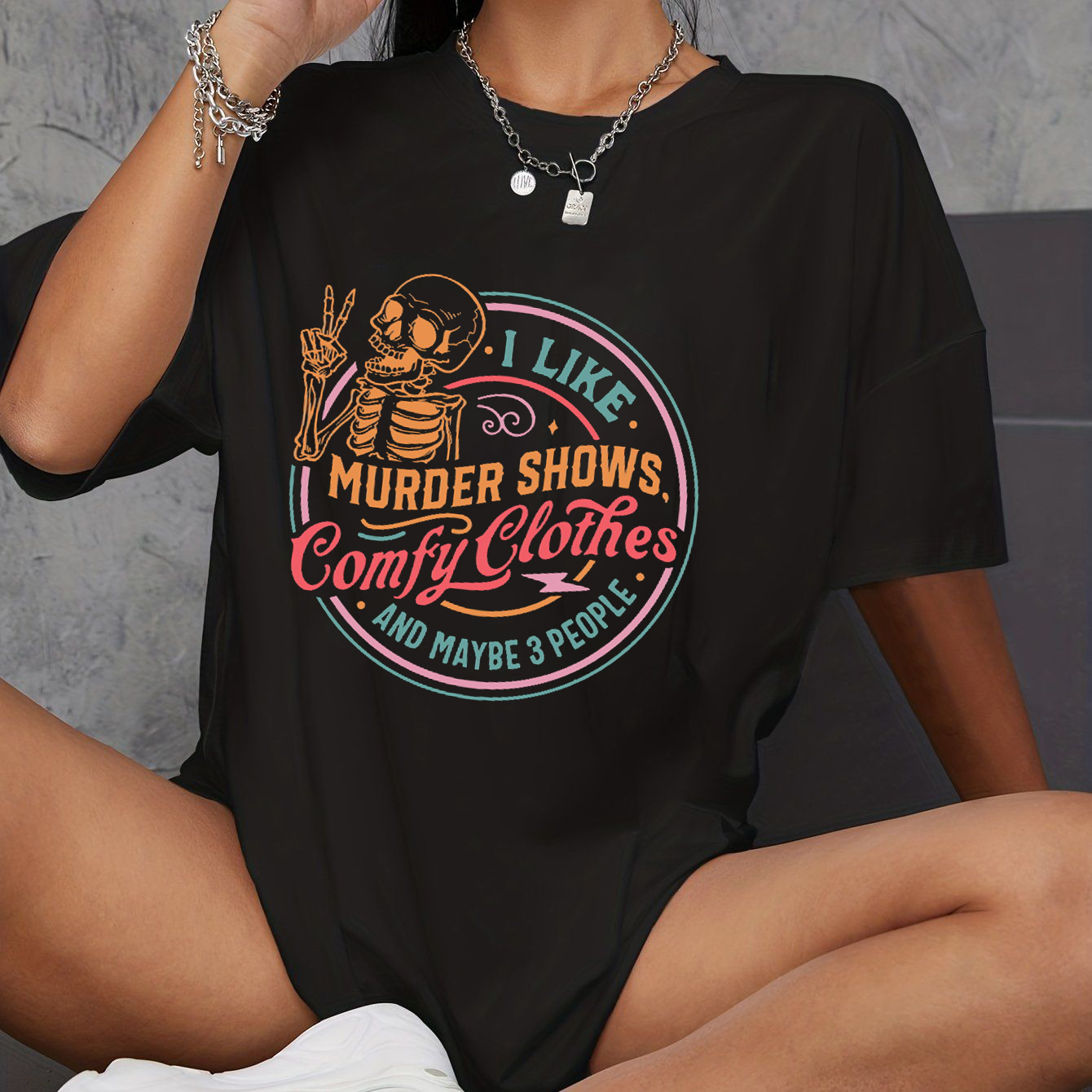 I LIKE MURDER SHOWS Skeleton Print Women's T-shirt