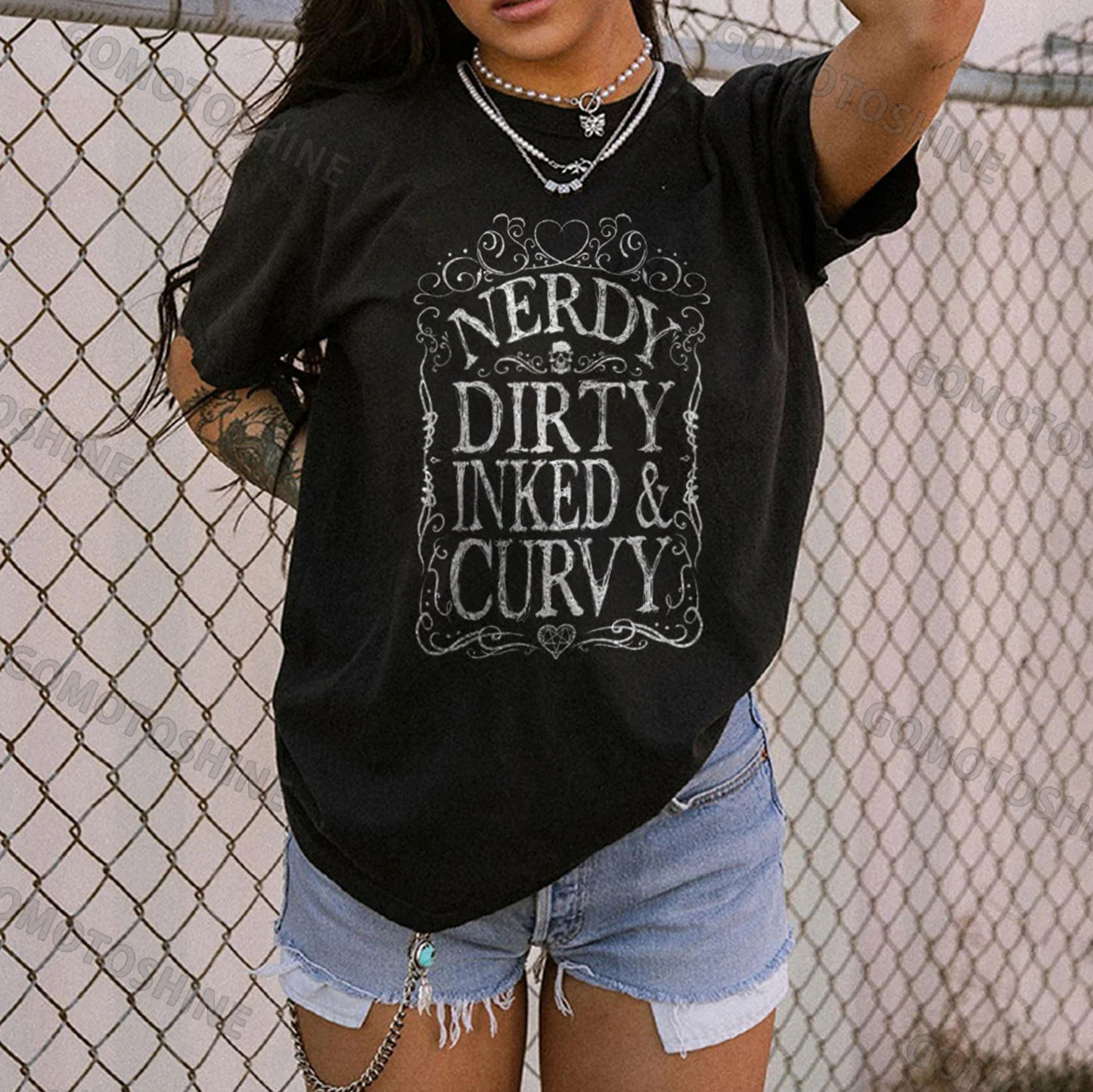 NERDY DIRTY INKED&CURVY Print Women's T-shirt