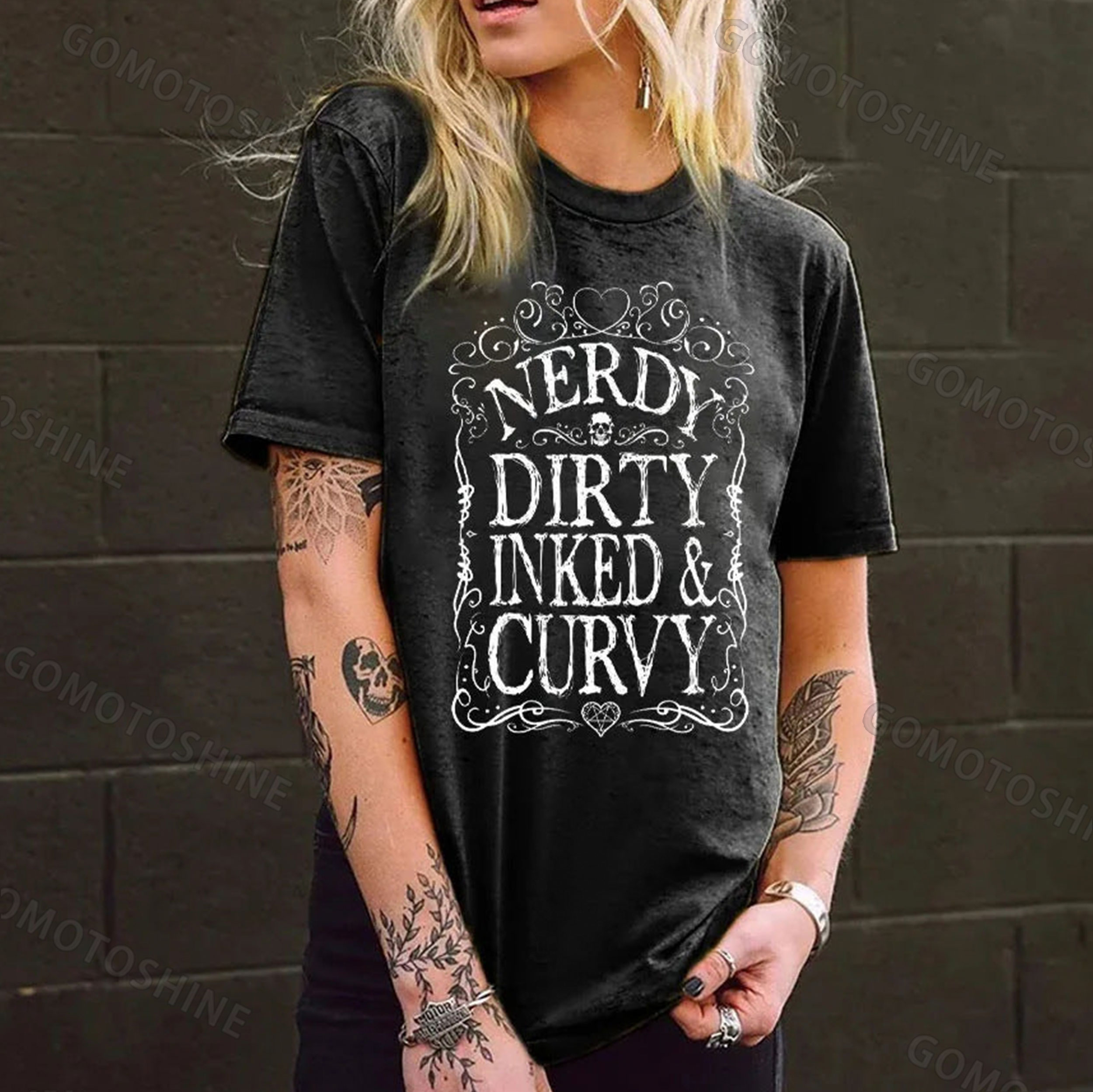NERDY DIRTY INKED&CURVY Print Women's T-shirt