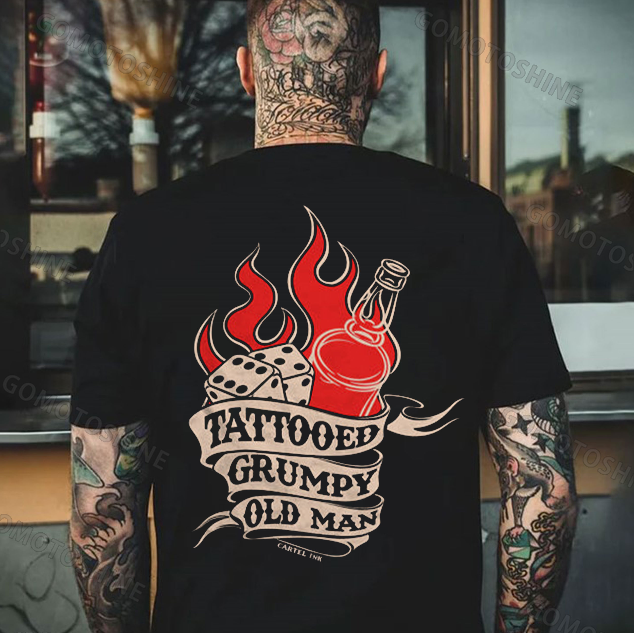 TATTOOED GRUMPY OLD MAN Dice&Liquor Print Men's T-Shirt